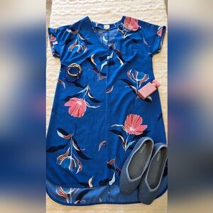 New Day Blue Floral Midi Dress – Size Medium